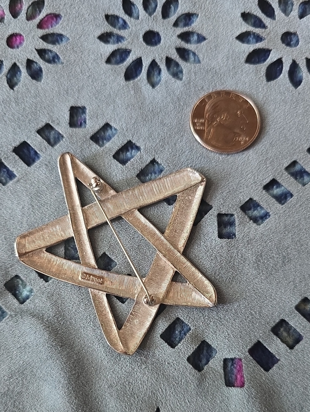 Monet Silver Pentagram Knot Brooch - Picture 4 of 4